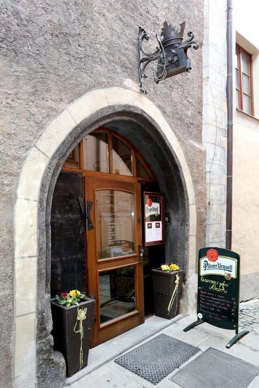 Hotel Koruna Prachatice Buitenkant foto