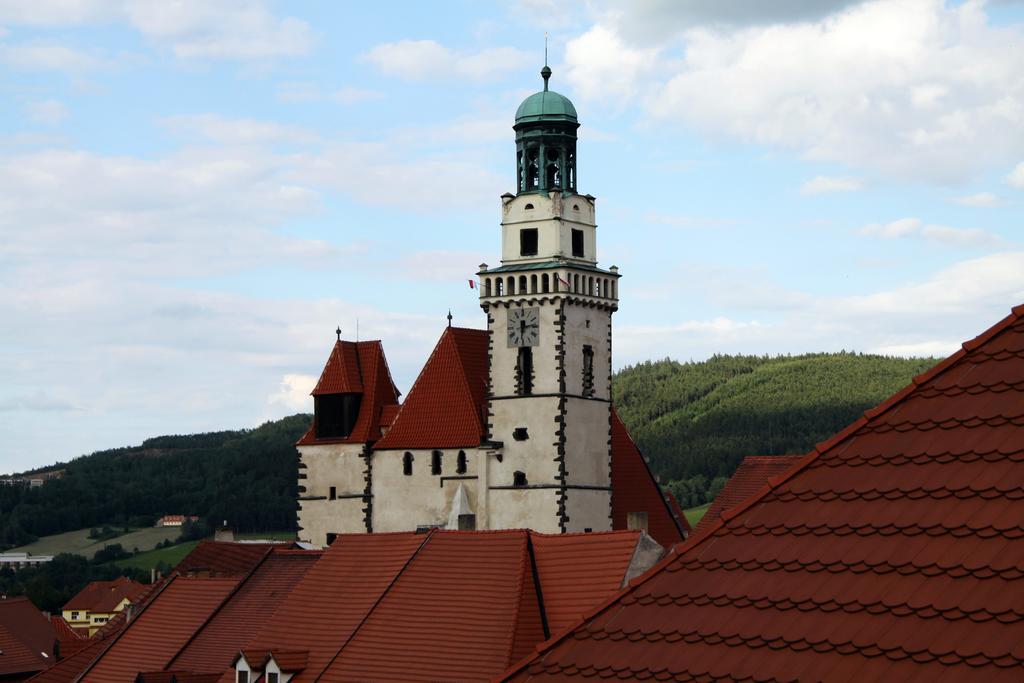Hotel Koruna Prachatice Buitenkant foto